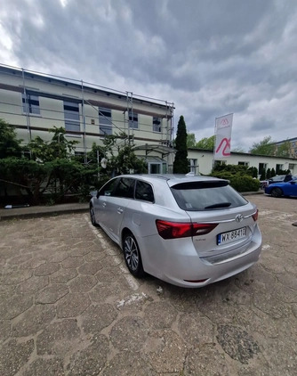 Toyota Avensis cena 44900 przebieg: 216200, rok produkcji 2016 z Poznań małe 56